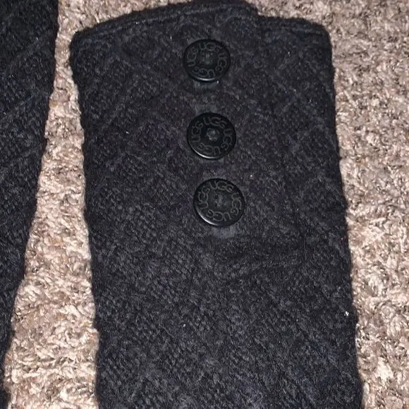 UGG womens boots, size 7. - Picture 3 of 6